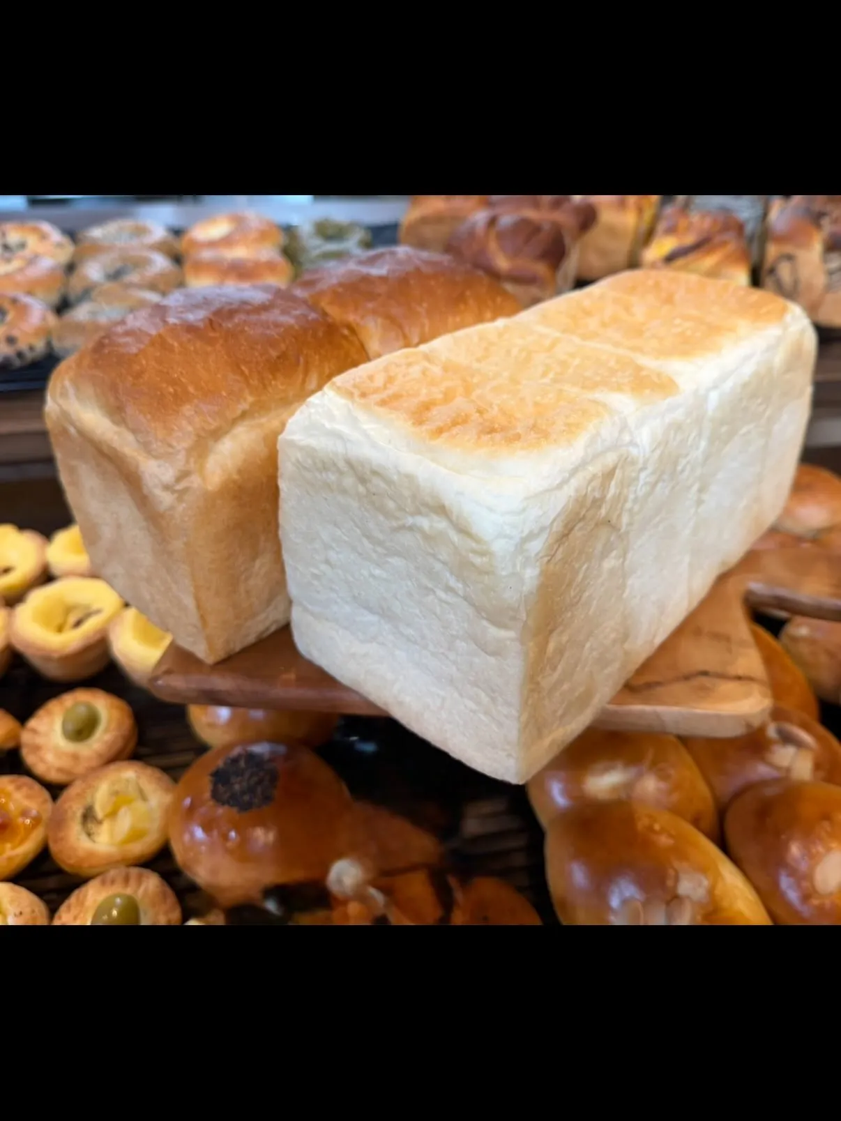 12月の営業日とお正月用食パンのお知らせです